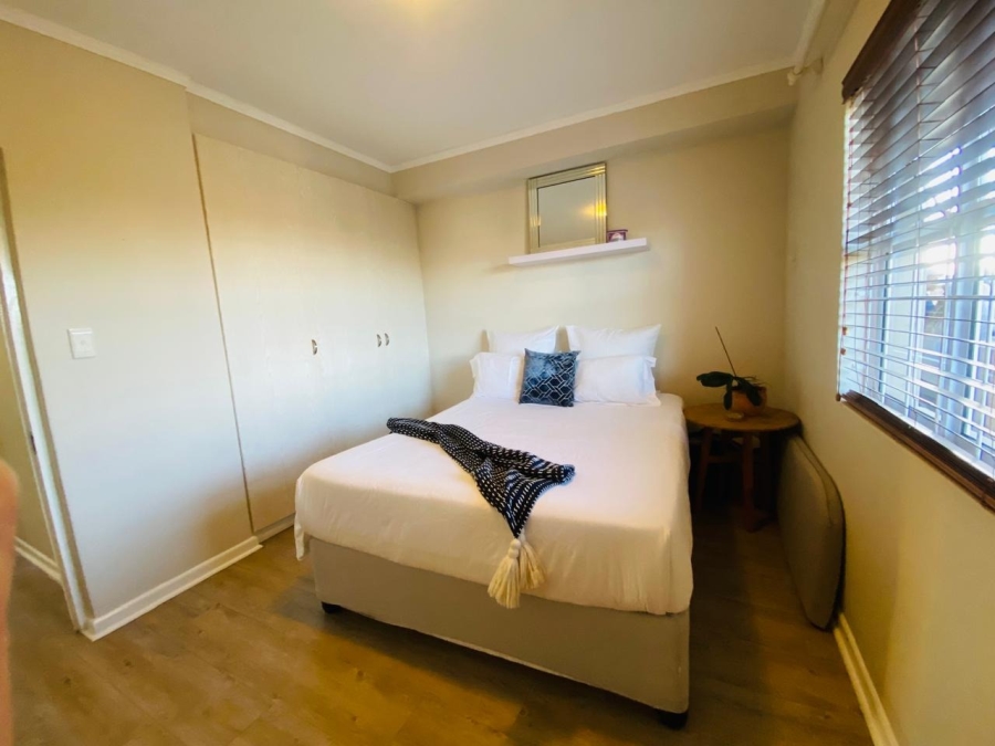 To Let 2 Bedroom Property for Rent in Royal Ascot Western Cape